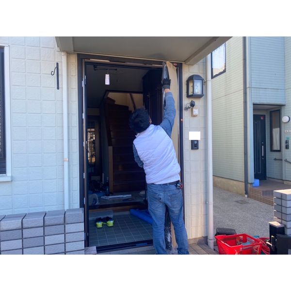 川口市でドア交換・サッシ交換は地域密着型のリフォーム屋さん、未来アート株式会社！特注品も承ります。