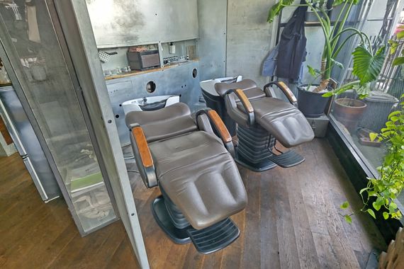 シャンプー台