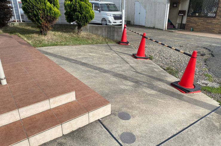テナント