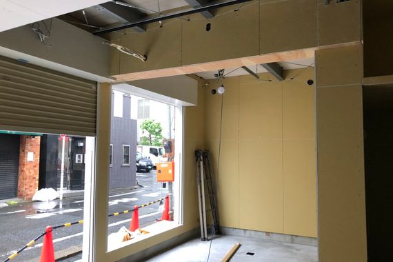 テナント